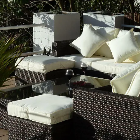 ベッド・アンド・ブレックファスト Maison Butterfly Puissalicon